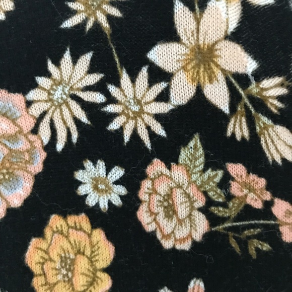 NWT SWEATER SET - Picture 5 of 9